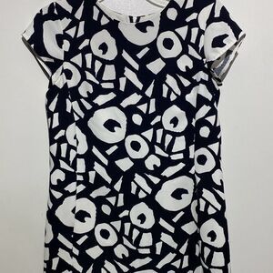 Loft Women's Black White Crew Neck Cap Sleeve Lined Mini Shift Dress Size 2